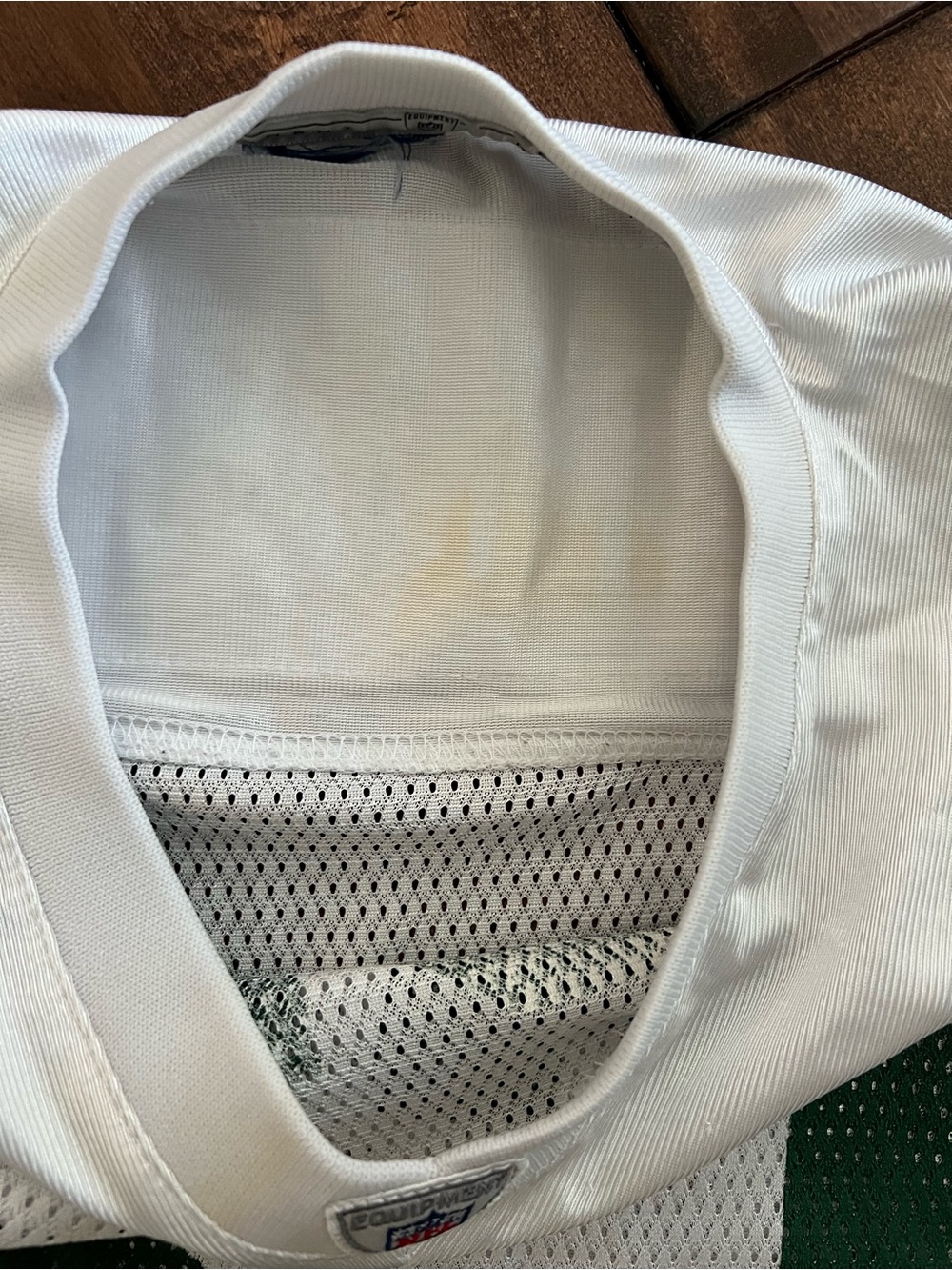 Labelled NFL Mesh Garment - Picture 6 of 8
